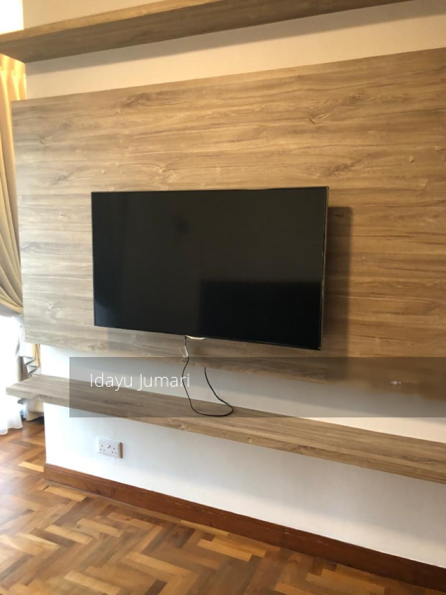 The Bayshore (D16), Condominium #211844041